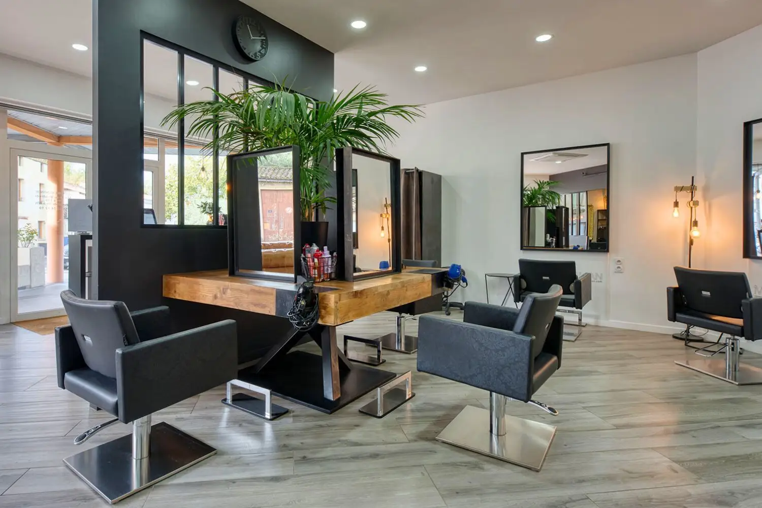 Salon Mickael Roman, espace barbier homme