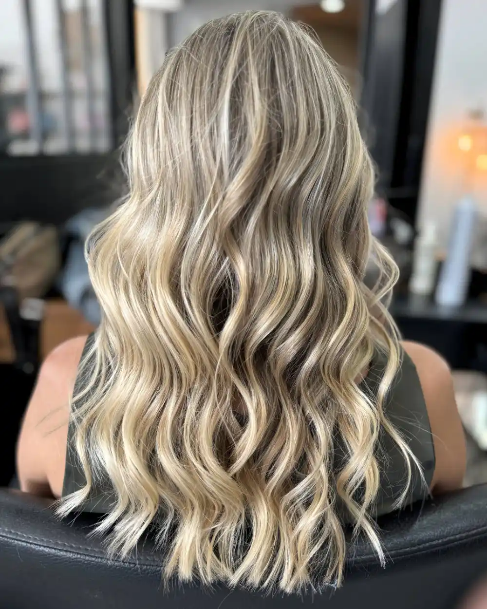 Résultat AirTouch et Ombré, transition couleur naturelle Salon Mickael Roman Vayres